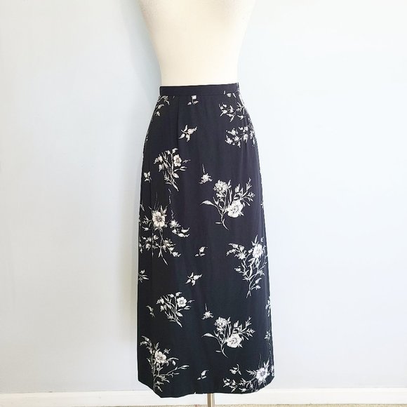 Vintage Dresses & Skirts - VINTAGE black floral midi skirt